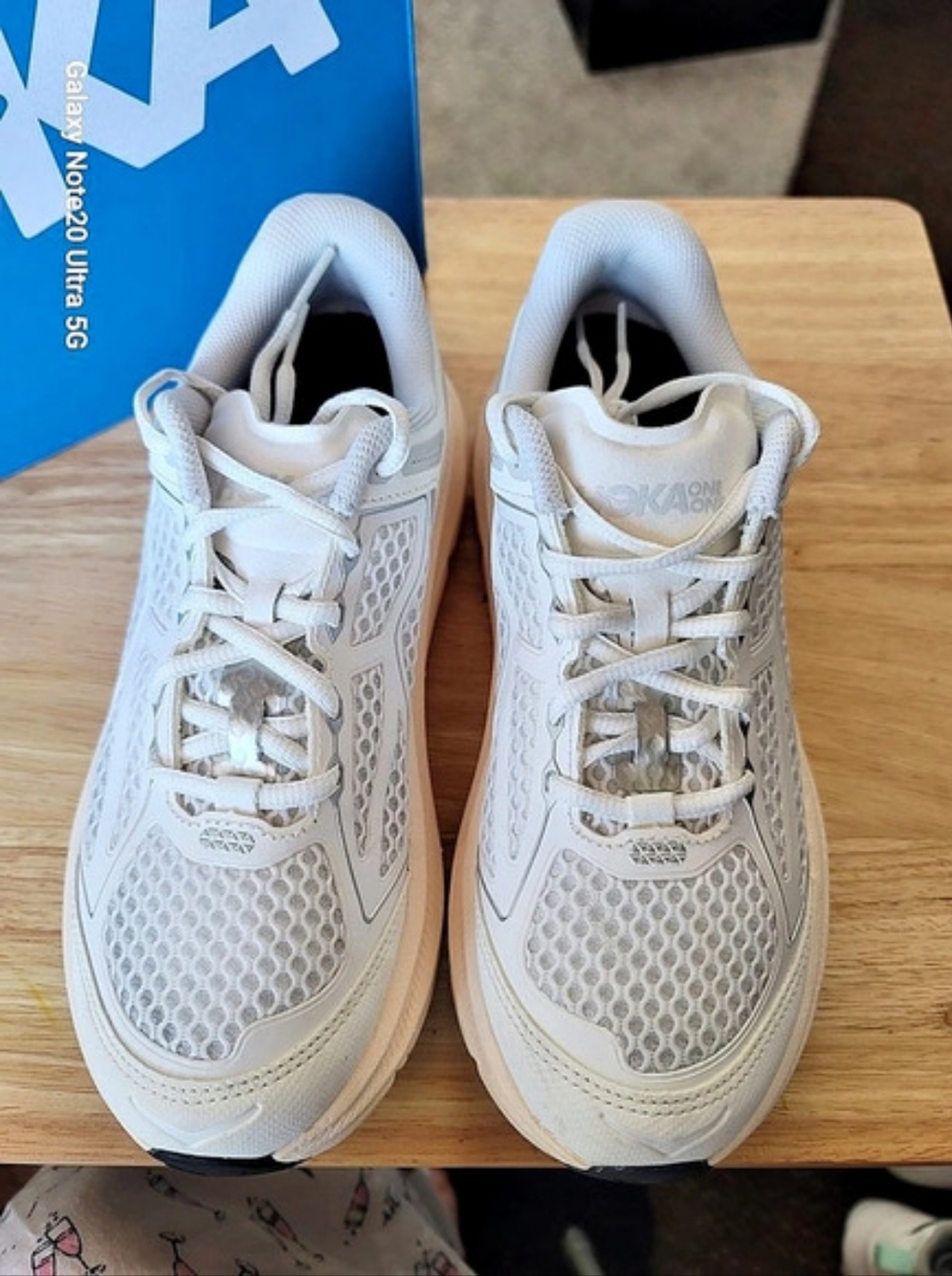 HOKA Clifton 9 Athletic Shoes White US 5.5 - Picture 4 of 10